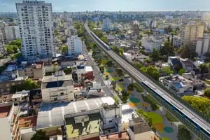 Cómo es el proyecto comercial sobre las vías del Sarmiento que la Ciudad critica y la Nación mantiene en reserva
