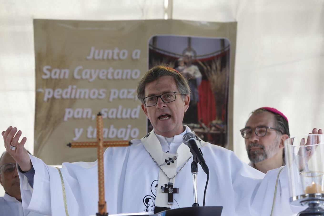 Balotaje 2023 | El arzobispo Ignacio García Cuerva dio un mensaje en la Catedral: “No decidamos con miedo”