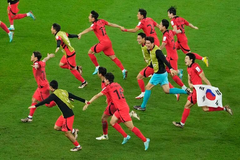 O golo da agonia que deu à Coreia do Sul o apuramento para os oitavos de final