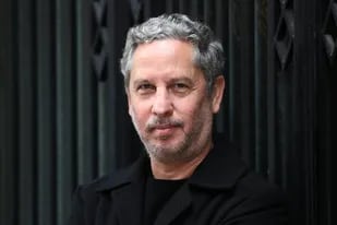 Guillermo Martínez: “Extraño la crítica erudita, inteligente, informada”