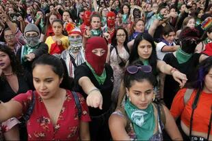Mujeres chilenas en una marcha contra la violencia