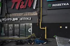 Así era y así quedó el imponente shopping de Kiev destruido por un bombardeo ruso