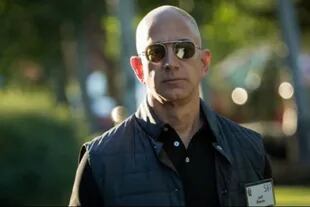 Jeff Bezos está a punto de destronar a la dinastía familiar de los Walton