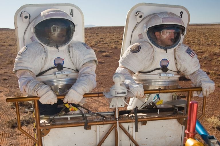 La NASA busca voluntarios para simular una misión de un año en Marte:  cuáles son los requisitos - LA NACION