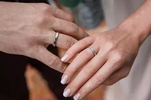 Insólito: Un hombre se casó 4 veces en un mes para conseguir vacaciones pagas