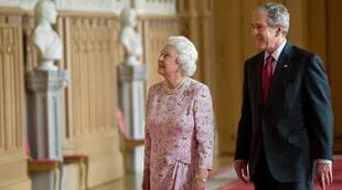 La reina Isabel recibe a Bush en Windsor