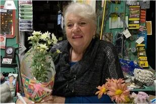 Habló Norma, la abuela ferretera de Lanús que se hizo viral por los 70 años de su local