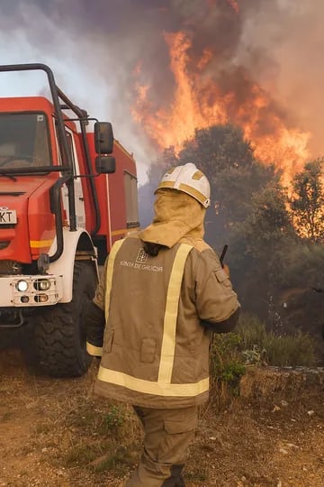 Los bomberos en Pumarejo de Tera
