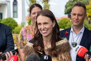 Qué dijo Jacinda Ardern en su emotiva última aparición como primera ministra de Nueva Zelanda