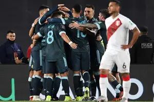 Esta vez mejor en el juego que en el resultado, la Argentina se acerca a Qatar 2022