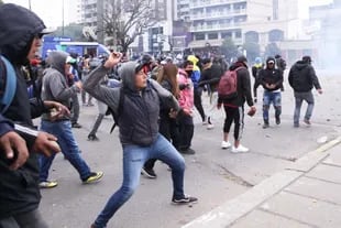 El 20 de junio manifestantes atacaron la Legislatura de Jujuy