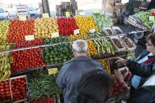 Por el impulso de los alimentos, la inflación se mantuvo cerca del 4% en febrero