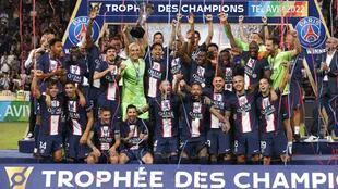PSG inició la temporada ganando el título de la Supercopa de Francia, ante Nantes