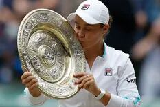 Wimbledon: Ashleigh Barty venció a Karolina Pliskova y festejó en el All England