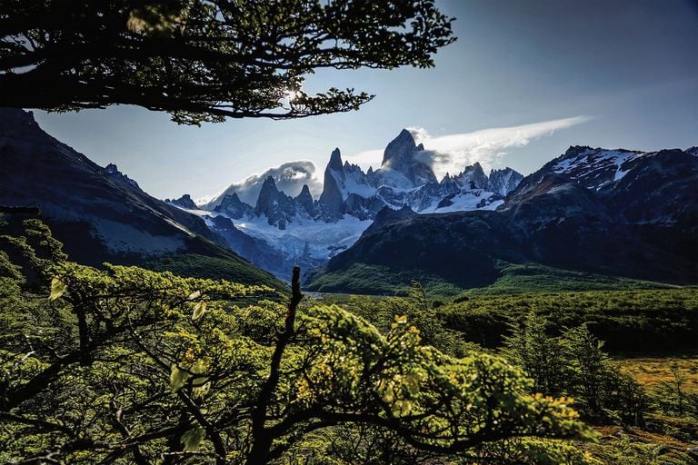 Foto de un paisaje de montaña de El Chaltén, provincia de Santa Cruz, Argentina.