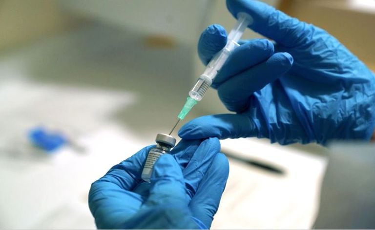 La vacunación, la gran clave para evitar más variantes del nuevo coronavirus