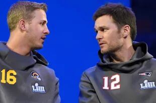 Goff y Brady, en la semana previa al Super Bowl; el de Los Angeles jugará su primera final mientras que para el de New England será la novena