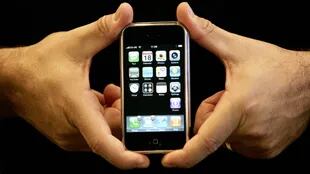 Aunque lo presentaron el 9 de enero de 2007, el iPhone tardó más de medio año en estar en venta