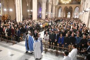 Junto a Duhalde y Kicillof. Alberto Fernández participóen la Basílica de Luján de la misa por el ataque a Cristina Kirchner