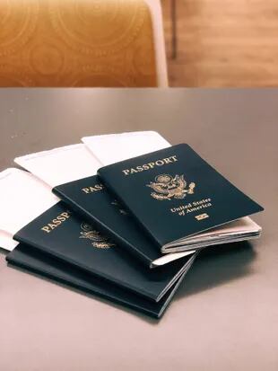 El pasaporte azul es el más común alrededor del mundo
