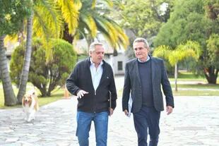 Alberto Fernández y Agustín Rossi, que dejará la AFI para asumir como jefe de Gabinete