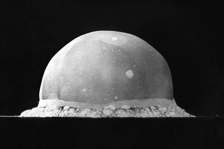 El desarrollo de la bomba atómica demostró que Estados Unidos tenía un programa nuclear mucho más avanzado que Alemania