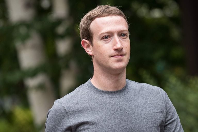 En qué gasta su fortuna Mark Zuckerberg
