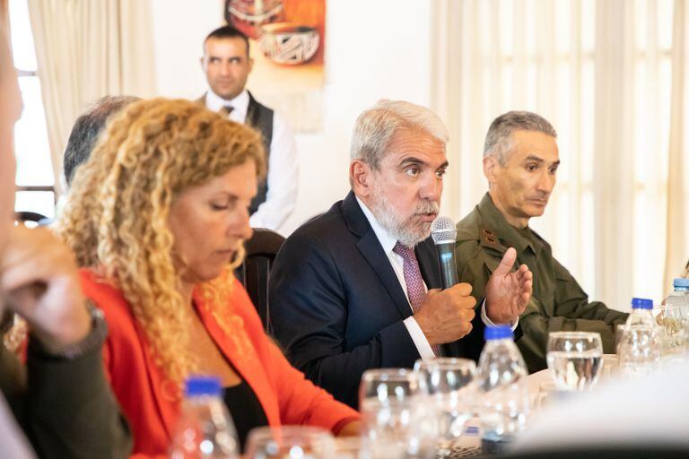 Aníbal Fernández, en una reunión con Gendarmería y secretarios de Seguridad municipales, a fines de febrero