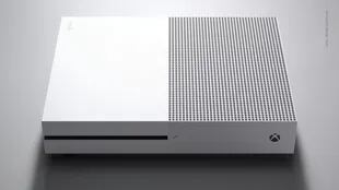 La Xbox One S, diseñada por el equipo a cargo del HoloLens