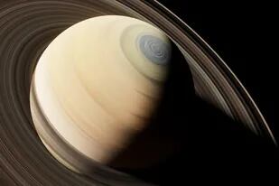 Un estudio sugiere cuál es el curioso y antiguo origen de los anillos de Saturno