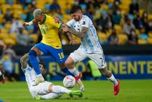Implacable: Rodrigo De Paul, un cancerbero constante para asediar al astro de la selección brasileña