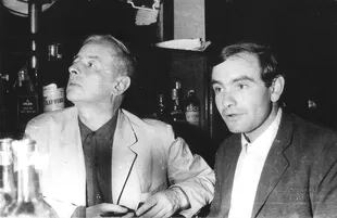 En 1963, junto al escritor polaco Witold Gombrowicz, quien lo apodaba “Marlon” por ciertos gestos que le encontraba parecidos a los de Brando.