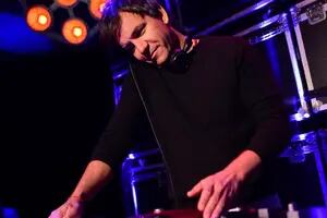 El DJ argentino que pasó música para Obama y los principes de Mónaco anticipa el tema del verano 2023