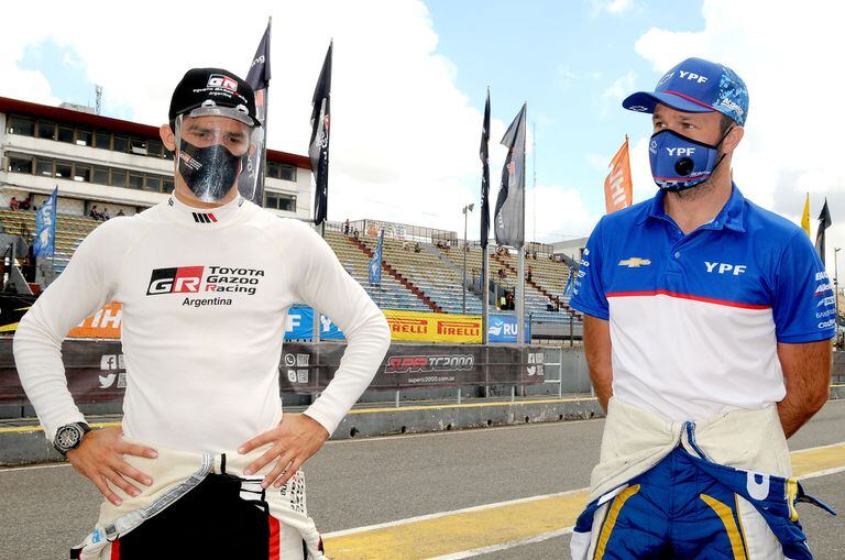 Los candidatos al título: Matías Rossi y Agustín Canapino protagonizarán el episodio final del campeonato de Súper TC2000 en el autódromo Oscar y Juan Gálvez, de Buenos Aires; el piloto de Toyota Gazoo Racing tiene una ventaja de 26 puntos, con 30 en juego.
