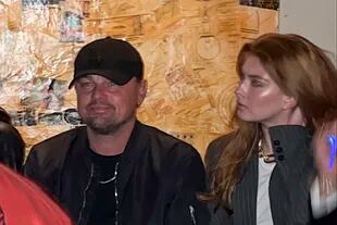 Leonardo DiCaprio junto a Eden Polani, en un evento