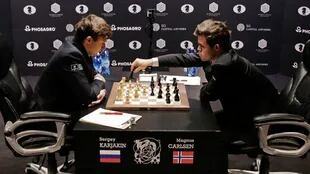 Karjakin y Carlsen no se sacaron ventaja en la tercera partida