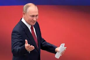 Putin participó en los ensayos de la versión nasal de la Sputnik V