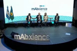 El 21 de febrero mAbxience sumó una nueva planta en Garín, provincia de Buenos Aires, la cual fue inaugurada por Alberto Fernández y Axel Kiciloff