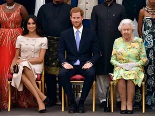 El príncipe Harry, Meghan y la Reina Isabel