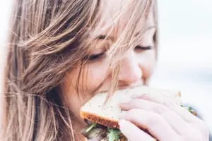 Angustia oral: ¿cómo influye el estado de ánimo en nuestra alimentación?