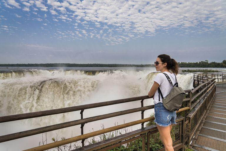 Crónica de un fin de semana en las Cataratas del Iguazú: aguas que rebalsan y selva en estado puro