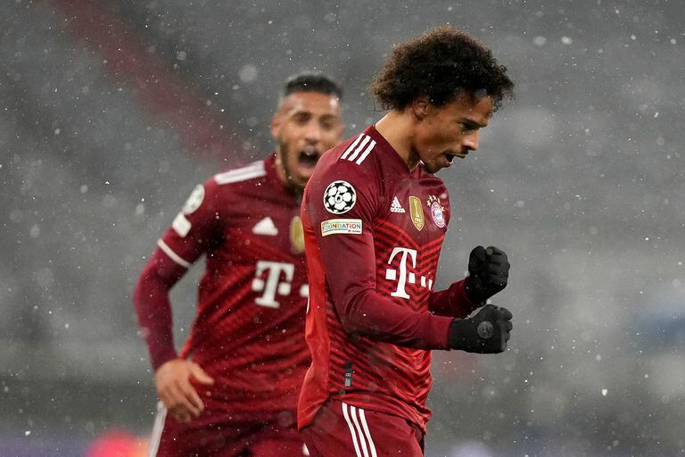 Leroy Sané festeja su gol, el segundo de Bayern Munich