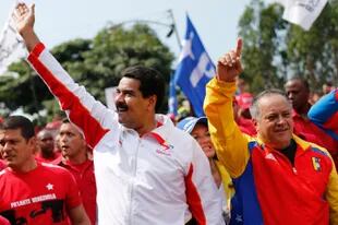 Diosdado Cabello junto a Nicolás Maduro