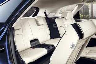 El interior del Lexus RX.