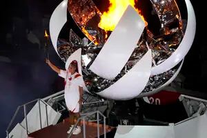 Naomi Osaka encendió la llama olímpica: el momento culminante de la ceremonia inuagural