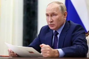 El presidente ruso, Vladimir Putin, preside una reunión del Consejo de Seguridad por videoconferencia en Moscú, Rusia, el viernes 9 de septiembre de 2022. (Gavriil Grigorov, Sputnik, Kremlin Pool Photo vía AP)