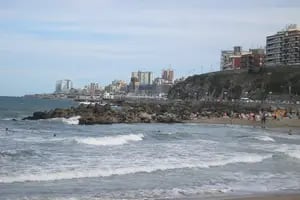 Encontraron el cuerpo de un hombre en la playa en Mar del Plata