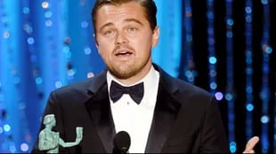Leonardo DiCaprio, mejor actor por El renacido