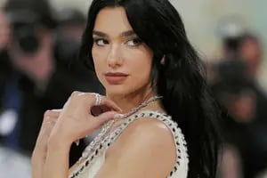 Dua Lipa recomendó a un escritor argentino y sorprendió a todos los fans