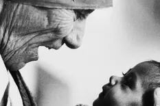 Madre Teresa: “Ayudar hace bien al corazón”